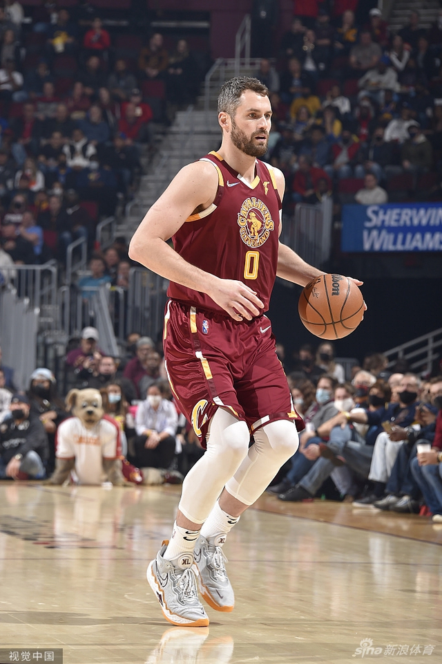 充分发挥队 充分发挥队